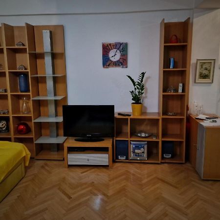 Spectacular Apartment In Skopje, City Mall Area Eksteriør billede