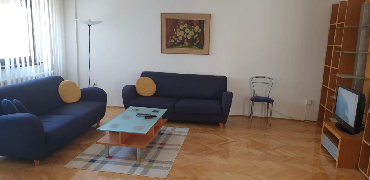 Spectacular Apartment In Skopje, City Mall Area Eksteriør billede