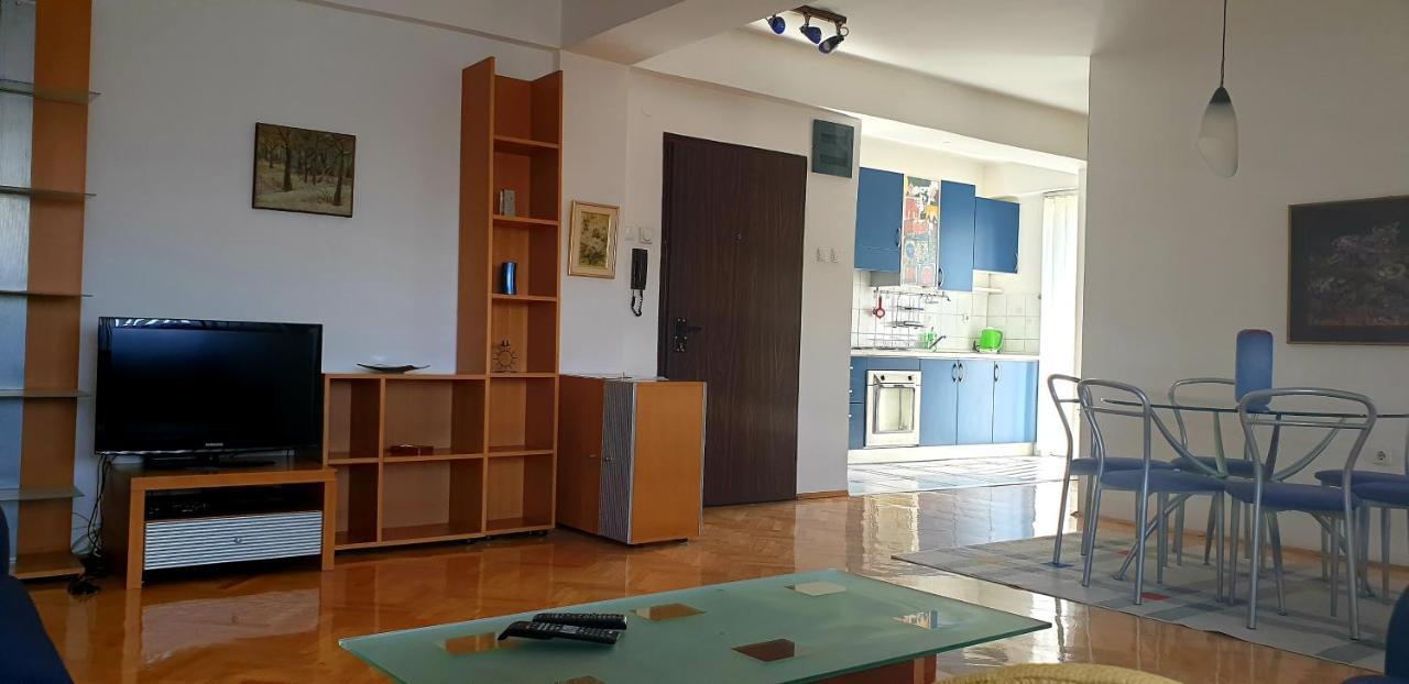 Spectacular Apartment In Skopje, City Mall Area Eksteriør billede